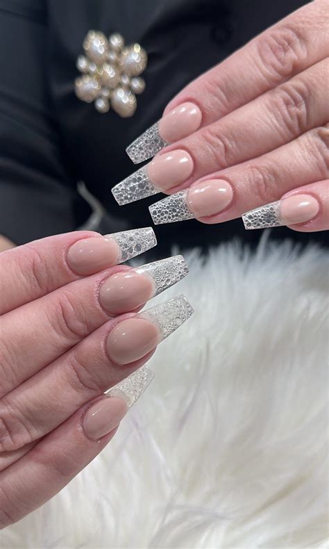 A Magical Experience: The Art of Nails in Oakbrook Terrace